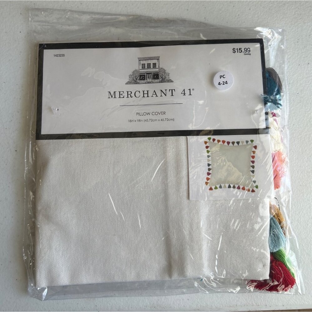 Merchant 41 White 100% Cotton 18"x18" Pillow Cover With Colorful Tassels